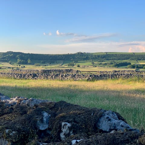 Stay in the heart of the Derbyshire countryside, home to meandering walks and cycleways