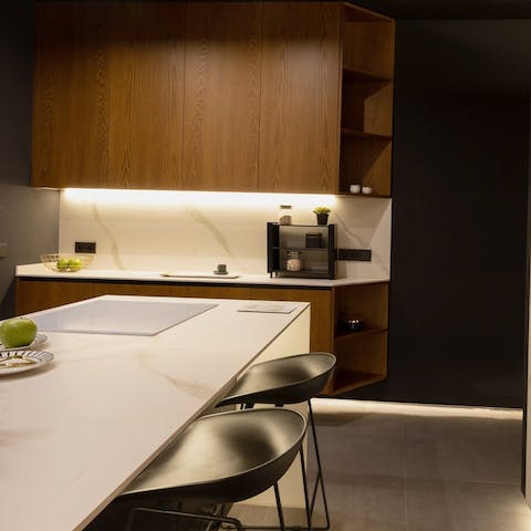 Serve up a snack to eat at the breakfast bar