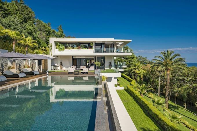 The Hills of Cannes