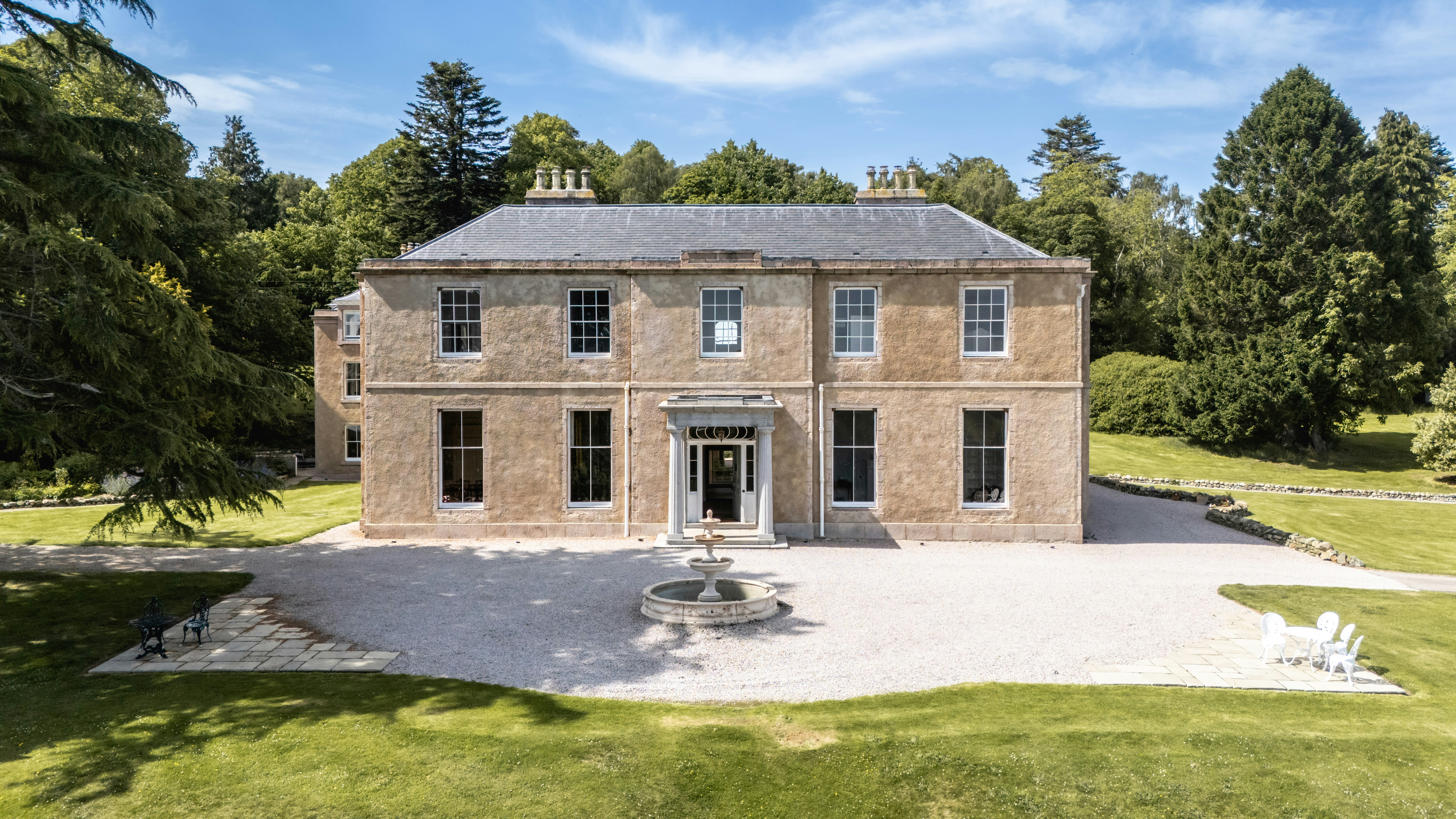 Donview Manor