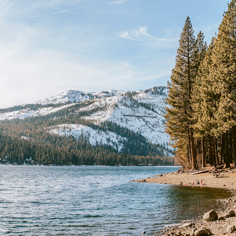 Head to the beach or hit the slopes from your base in Lake Tahoe