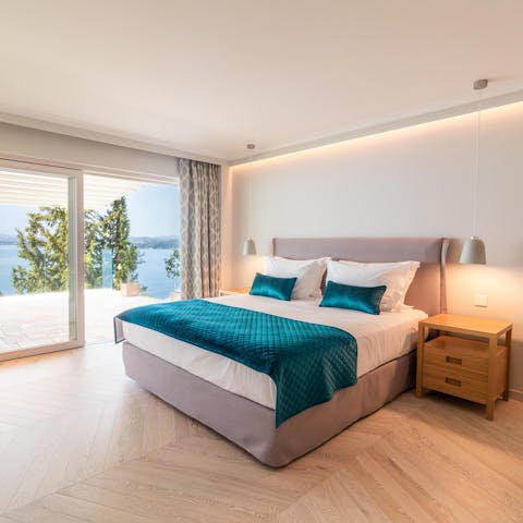 Roll out of bed and onto your private balcony to catch the sunrise