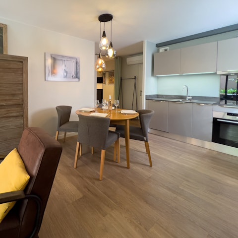 Get to work in the well-equipped kitchen