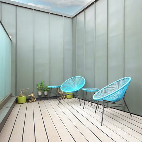 Pad out to the balcony and enjoy an alfresco glass of wine