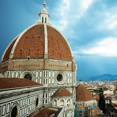 Stay mere footsteps from Florence's striking Duomo – right in the heart of town