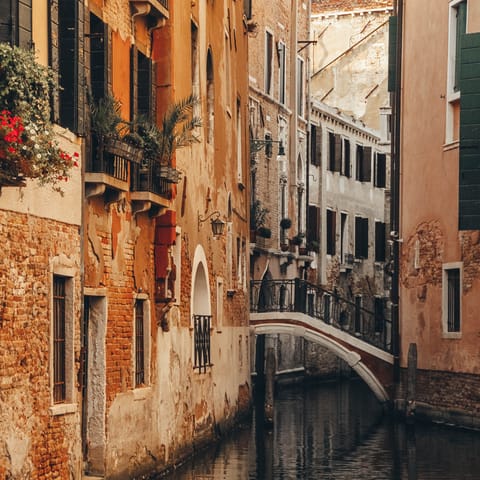 Explore Venice from the sestiere of Dorsoduro, an art lovers' paradise