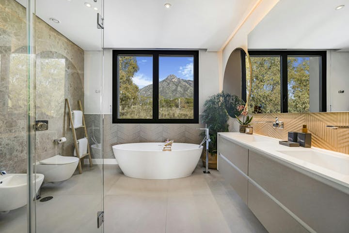 Bathroom photo