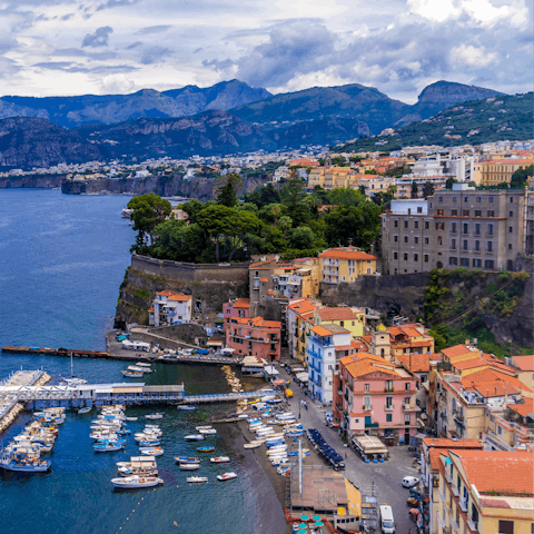 Visit beautiful Sorrento, just over 5 kilometres from this home