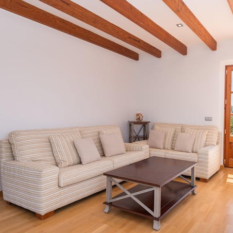 Guests thought this home had ample space to spread out and relax, and loved the open-concept living room and kitchen for entertaining.