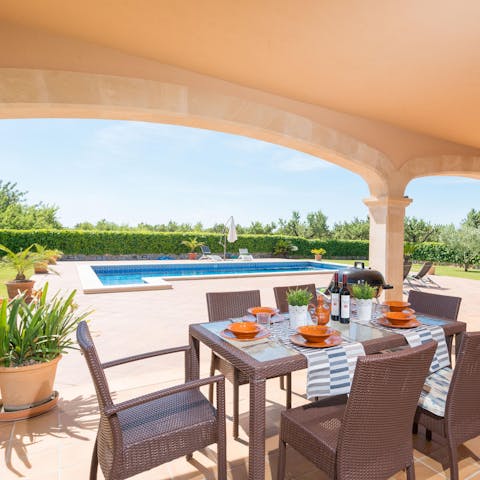 Guests said the host was very friendly and helpful. She went above and beyond to make sure they had a wonderful stay.