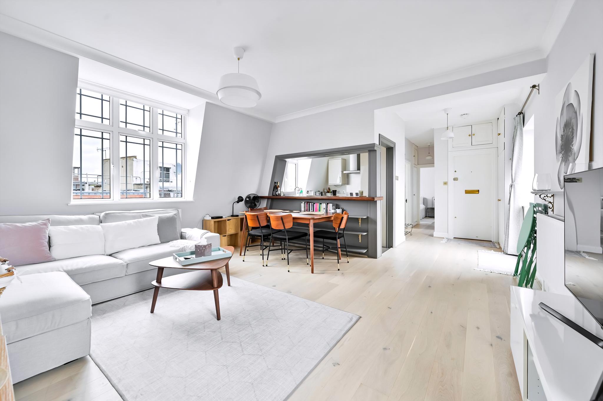 A High Street Sojourn