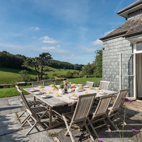 Enjoy an alfresco feast with lashings of ginger beer on the terrace