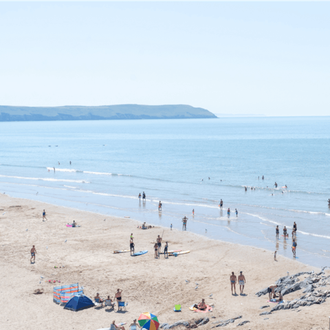 Drive to Great Yarmouth Beach in just sixteen minutes