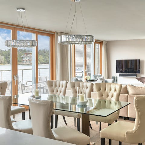 Dial in a private chef and host a glamourous dinner party