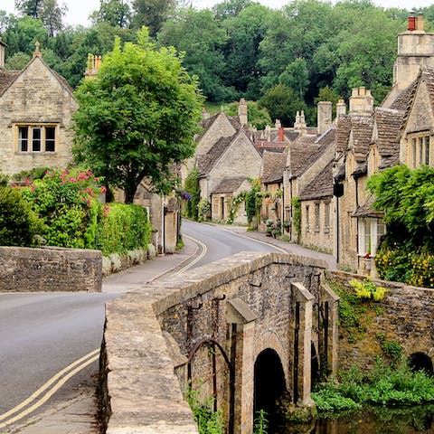 Soak up the charms of the Cotswolds – starting in Lechlade-on-Thames (a five-minute drive)