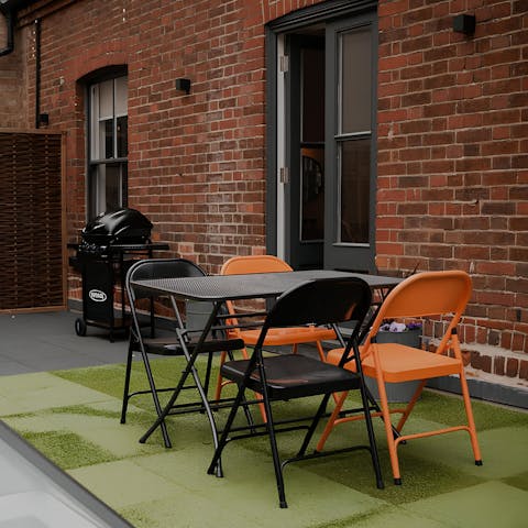 End the evening with a glass of wine on the rooftop terrace