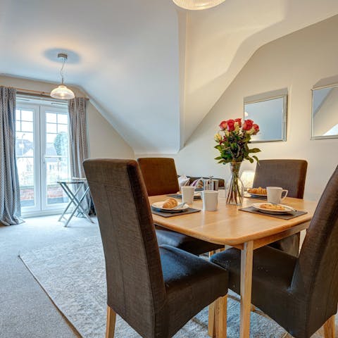 Hatch plans for the day over a lazy breakfast here