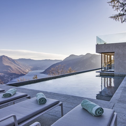 Admire breathtaking Lake Como views from the infinity pool