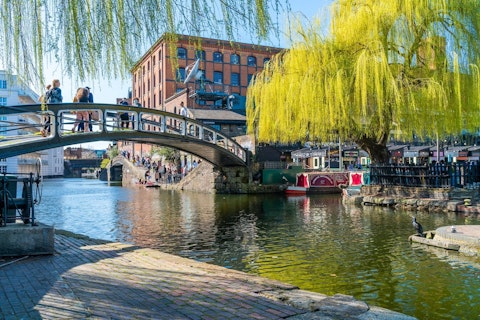 Stroll along the canal to Camden Market