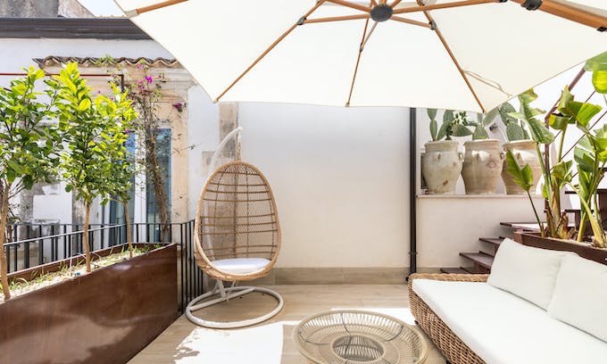 Noto Oasis
