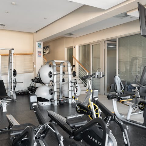 Start the day with a sweaty session in the apartment complex's shared gym