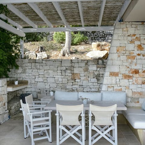 Fire up the barbecue and dine alfresco on homemade souvlaki