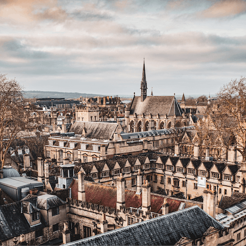 Take the twenty-minute bus ride into the heart of Oxford