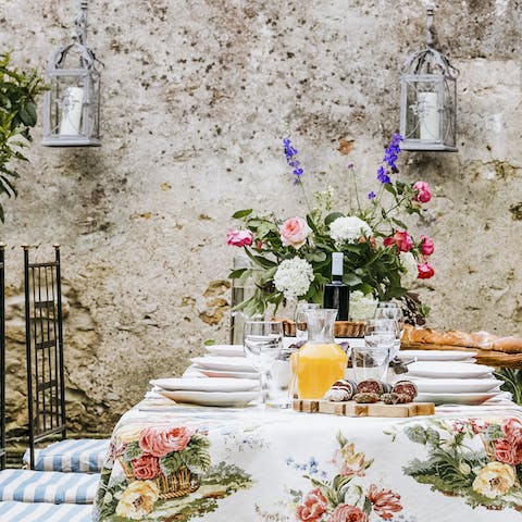 Hire a chef to treat you to a meal in the garden