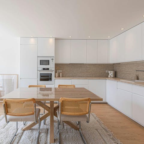 Cook some Provençal cuisine in the modern kitchen
