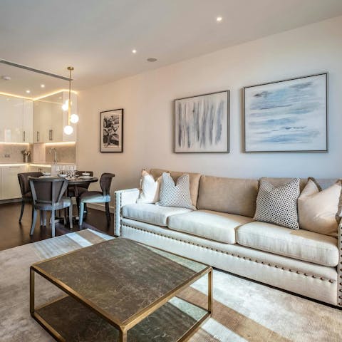 Enjoy the feeling of total relaxation in the living room