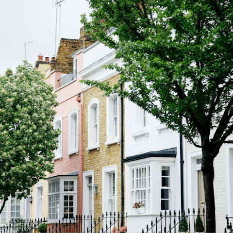 Wind your way through Chelsea to the King's Road