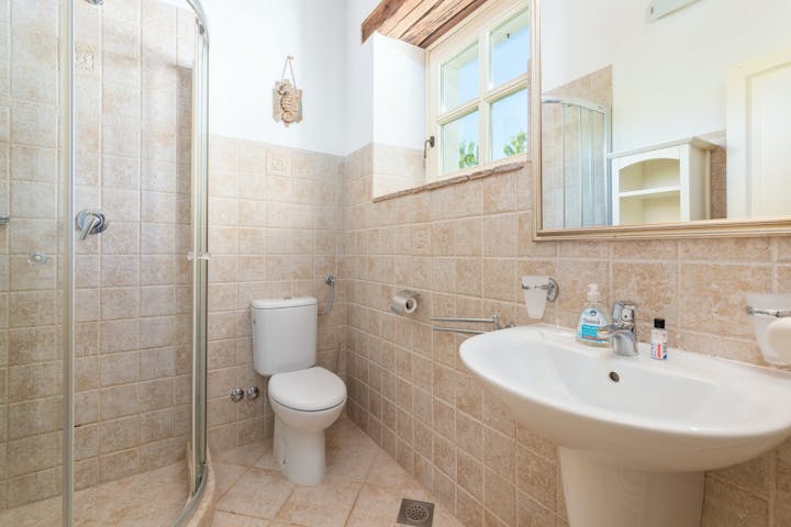Bathroom photo