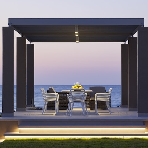 Enjoy this romantic dinner setting while eating a chef-prepared meal