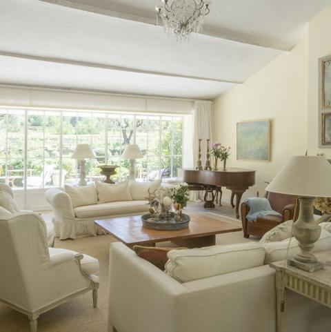 Relax in the cream-coloured living area
