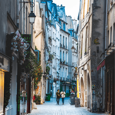 Explore your vibrant Marais district full of vintage shops and cosy cafés