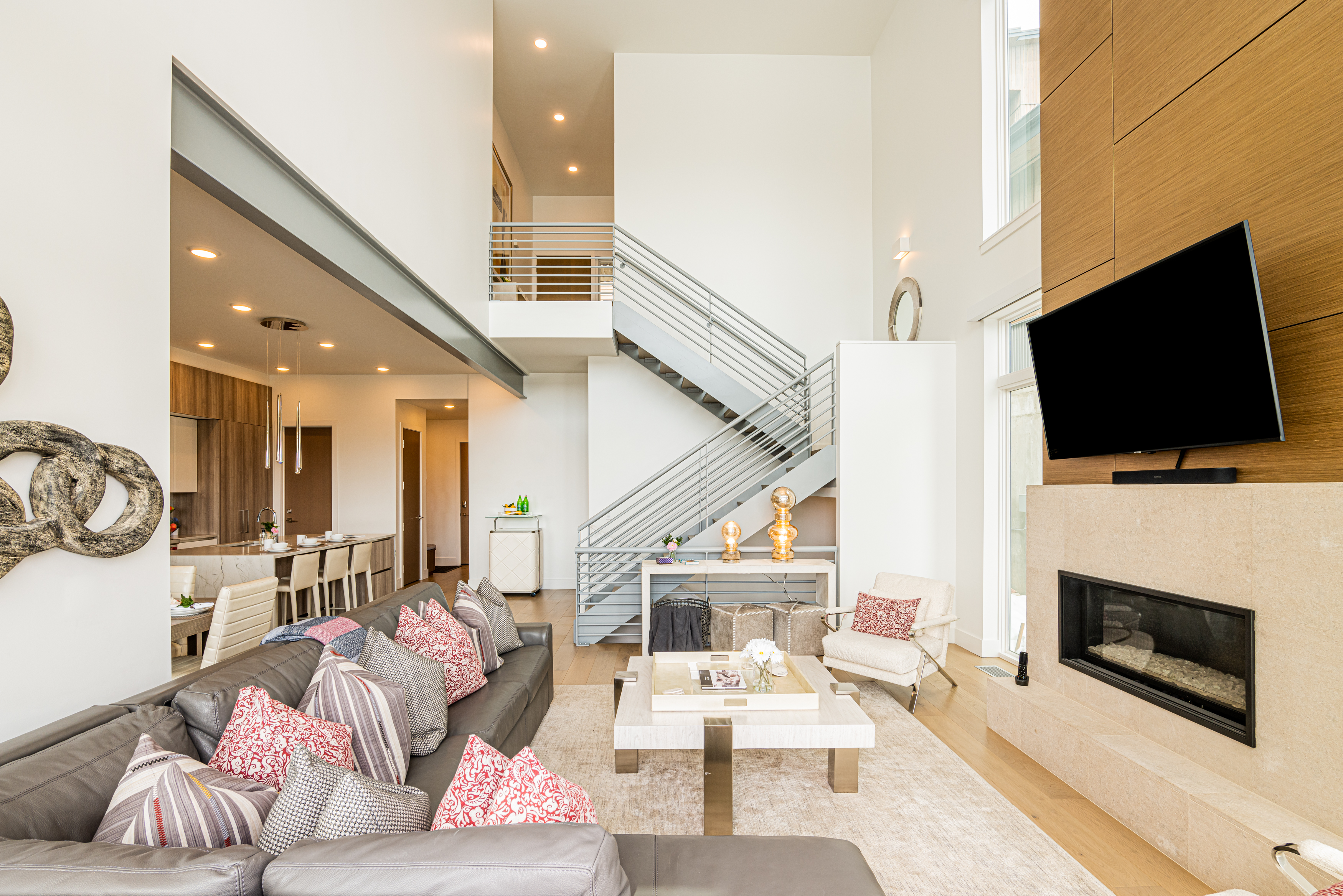 Grand Mountain Abode