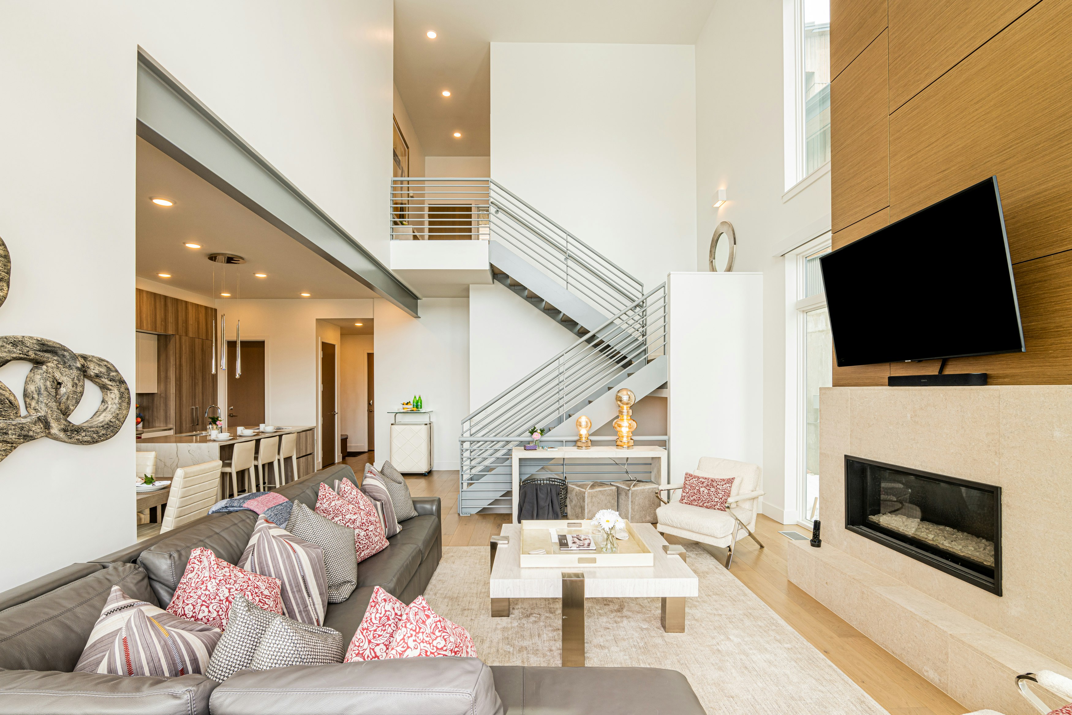 Grand Mountain Abode