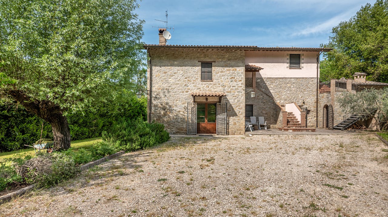 Divine Reverie, Perugia, Umbria | Plum Guide, image size:1440x1080