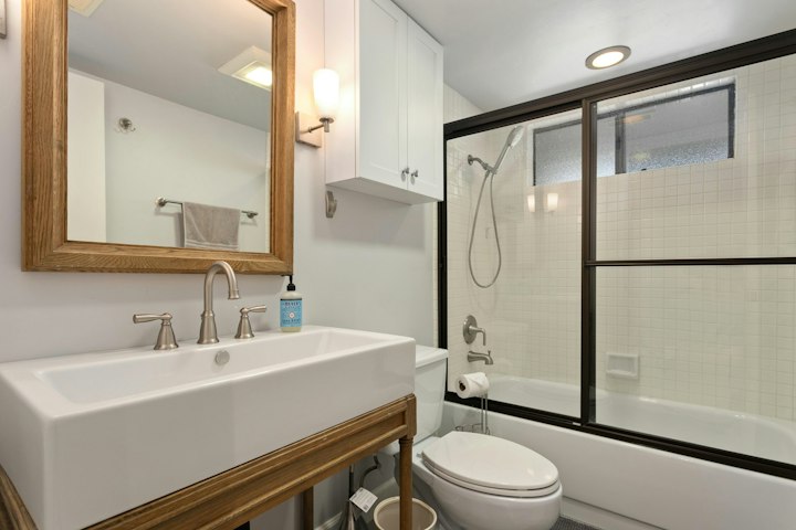 Bathroom photo