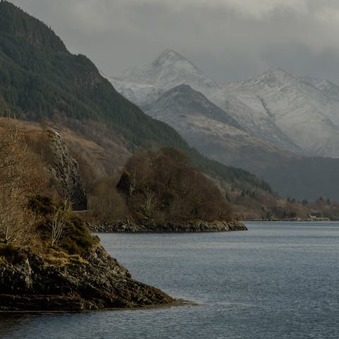 Explore the dramatic landscape of the surrounding Glenshiel Estate