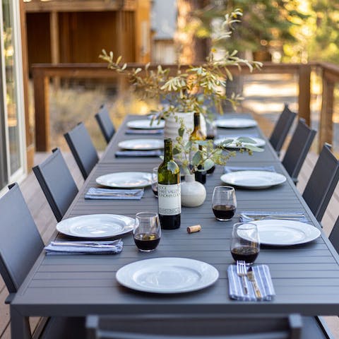 Eat outdoors during the summer months