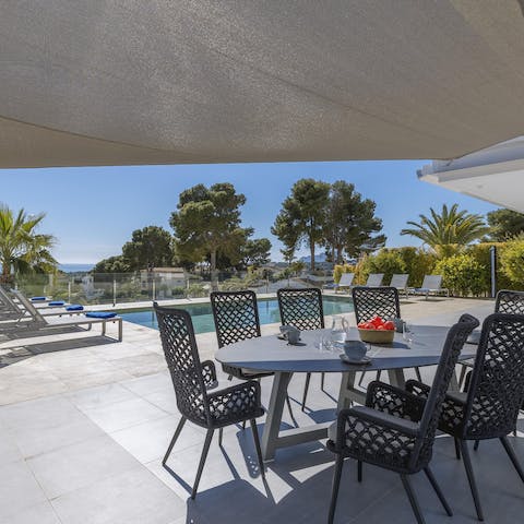 Gather outside for alfresco feasts and Spanish wine