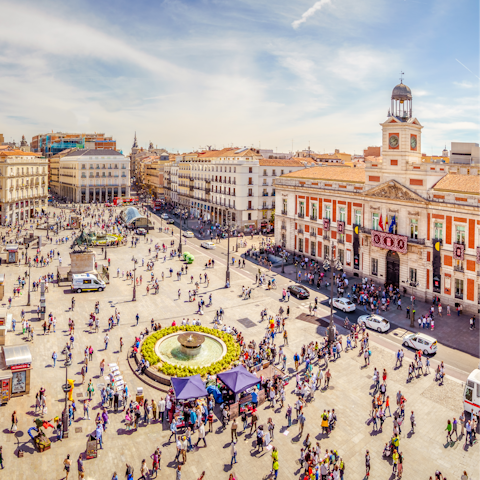 Explore the city of Madrid from your enviable city-centre location