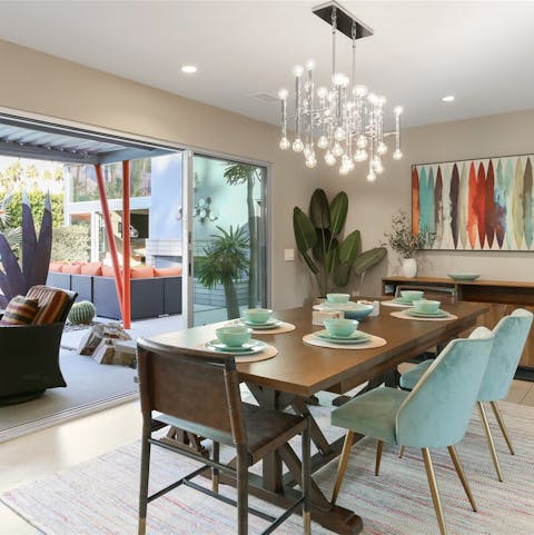 Tuck into dinner with a gorgeous garden view of the Palm Springs Palm trees