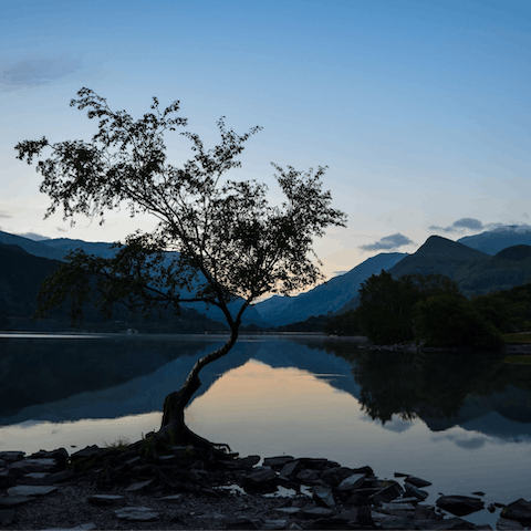 Explore the Snowdonia National Park that surrounds your home – Llyn Trawsfynydd is only a ten-minute drive away