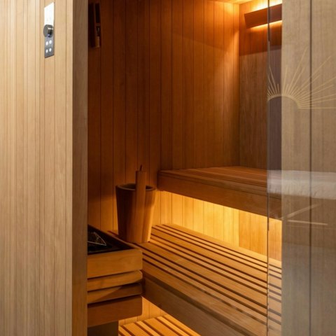 Relax in the cedar sauna in the wellness area