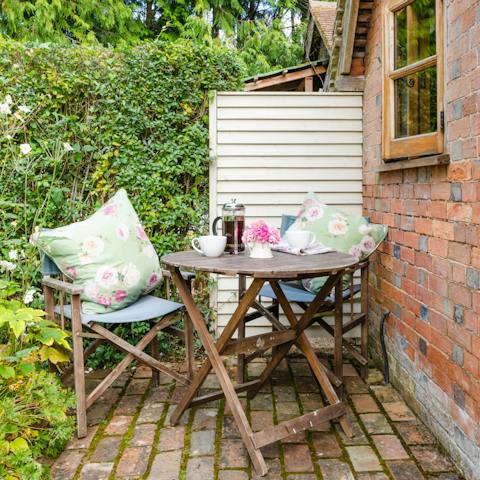 Take breakfast alfreso at the hidden dining nook