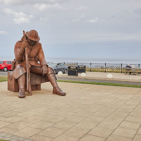 Take some snaps of 'Tommy’ the World War I statue