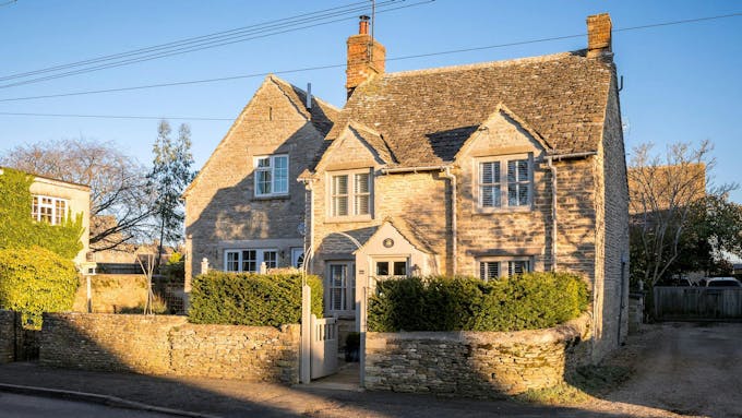 Sunny Cottage