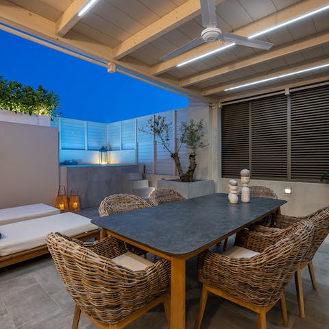 Organise delicious suppers out on the patio, enjoying the balmy evening air